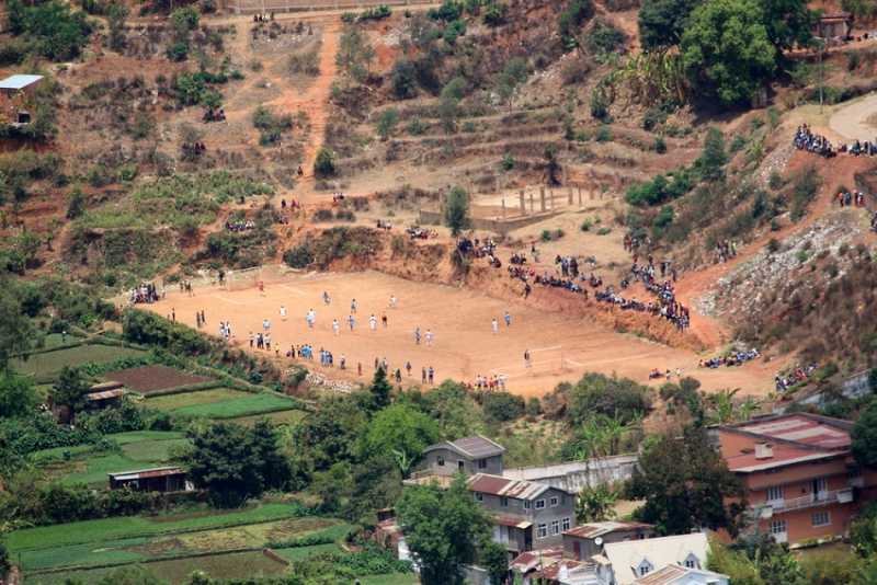 Мадагаскар и Маврикий. Баобабы и киты.