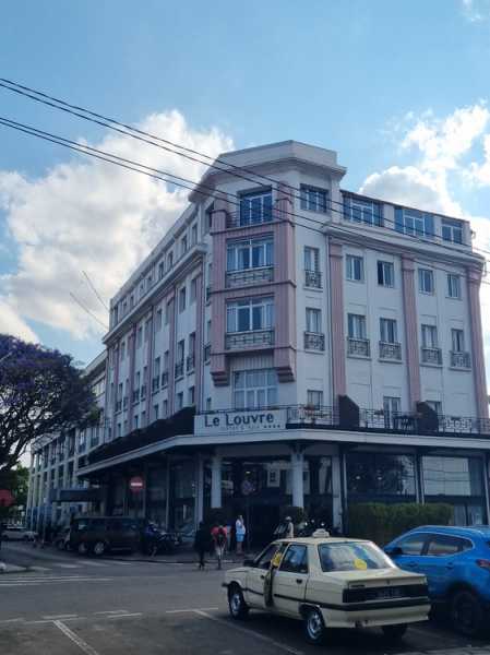 Мадагаскар и Маврикий. Баобабы и киты.