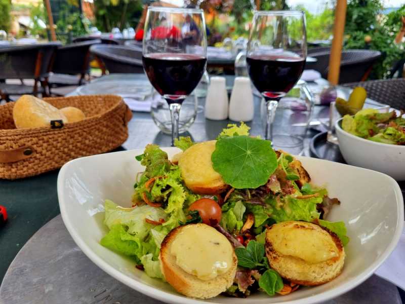 Мадагаскар и Маврикий. Баобабы и киты.