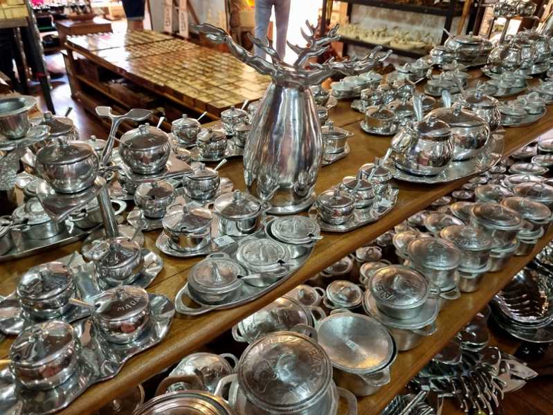 Мадагаскар и Маврикий. Баобабы и киты.