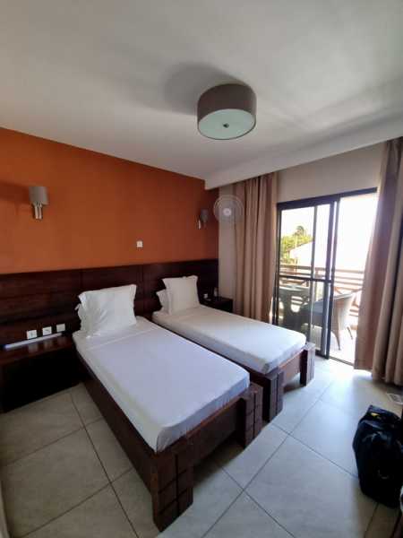 Мадагаскар и Маврикий. Баобабы и киты.