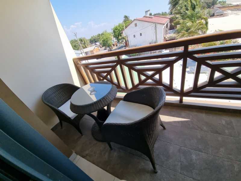 Мадагаскар и Маврикий. Баобабы и киты.