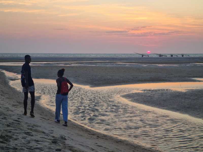 Мадагаскар и Маврикий. Баобабы и киты.