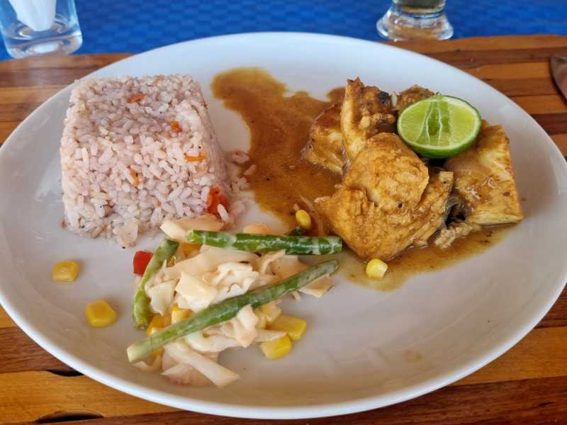 Мадагаскар и Маврикий. Баобабы и киты.