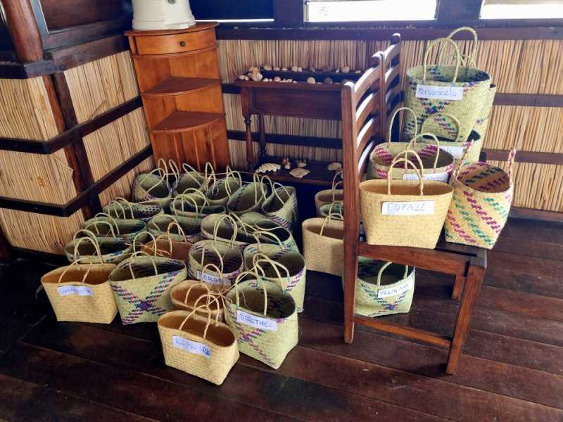 Мадагаскар и Маврикий. Баобабы и киты.