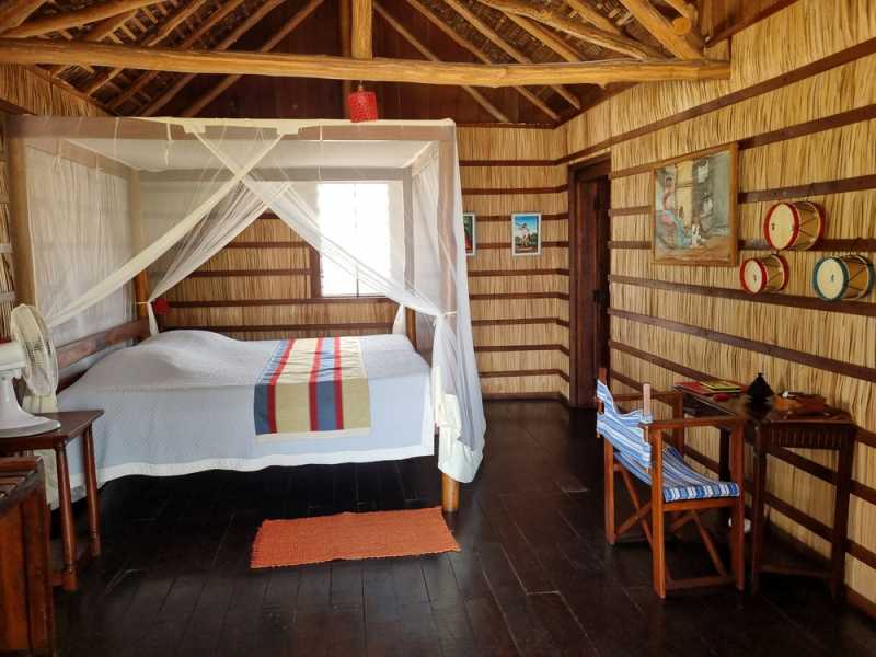 Мадагаскар и Маврикий. Баобабы и киты.