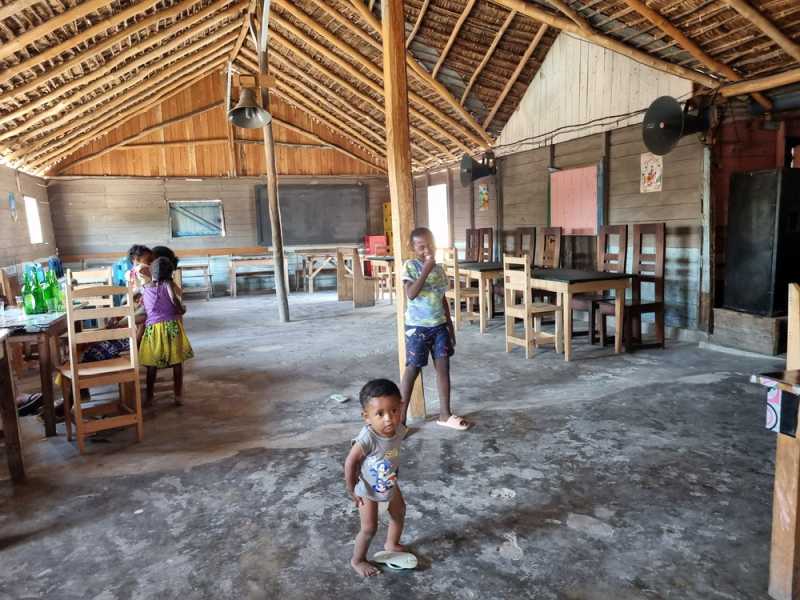 Мадагаскар и Маврикий. Баобабы и киты.