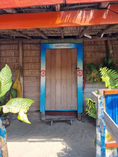 Мадагаскар и Маврикий. Баобабы и киты.