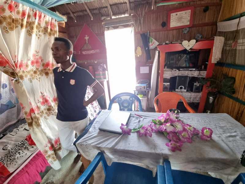 Мадагаскар и Маврикий. Баобабы и киты.