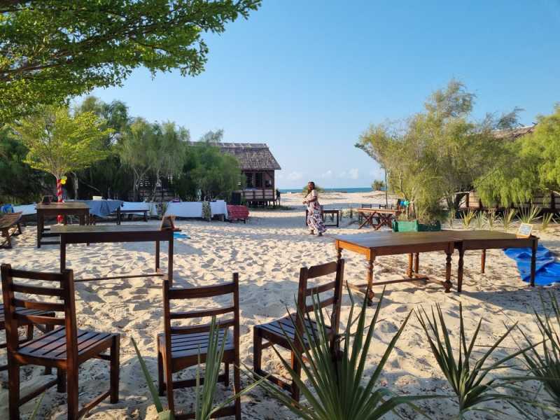 Мадагаскар и Маврикий. Баобабы и киты.