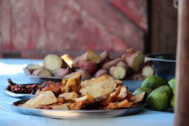 Мадагаскар и Маврикий. Баобабы и киты.