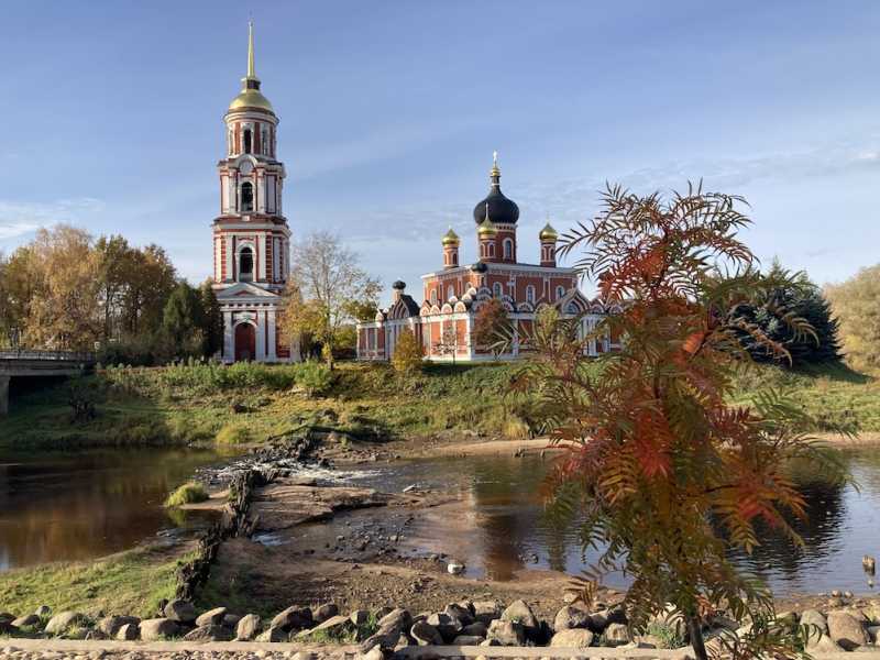 На денёк из Новгорода. Старая Русса, Коростынь и деревня Ручьи. (Приложение к отчёту “Мой родной Великий Новгород”) На денёк из Новгорода. Старая Русса, Коростынь и деревня Ручьи. (Приложение к отчёту “Мой родной Великий Новгород”)
