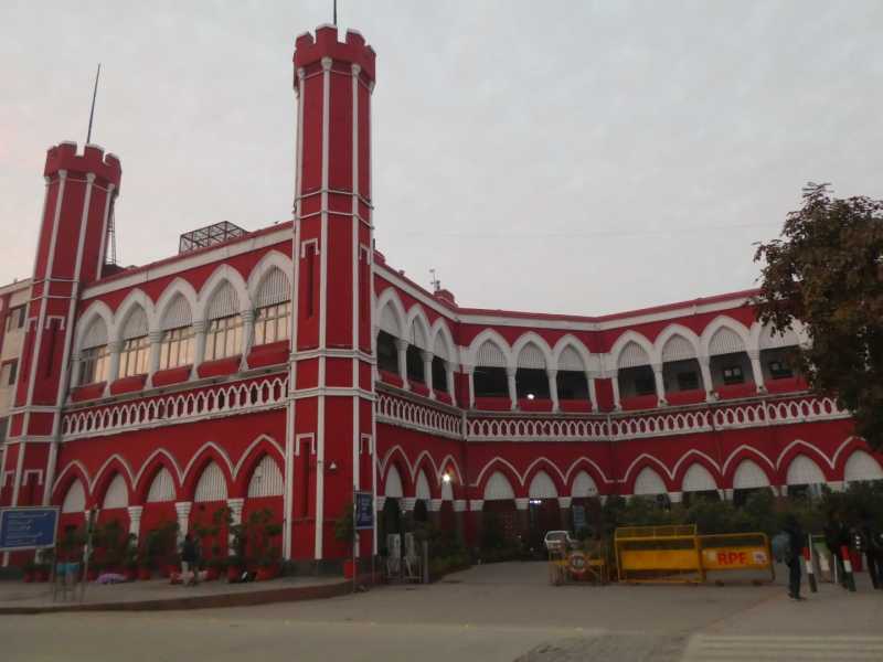 Индия с Kumbh Mela, 2024-2025