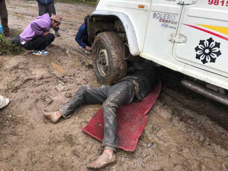 Как добраться по земле к началу трека в Лукле?