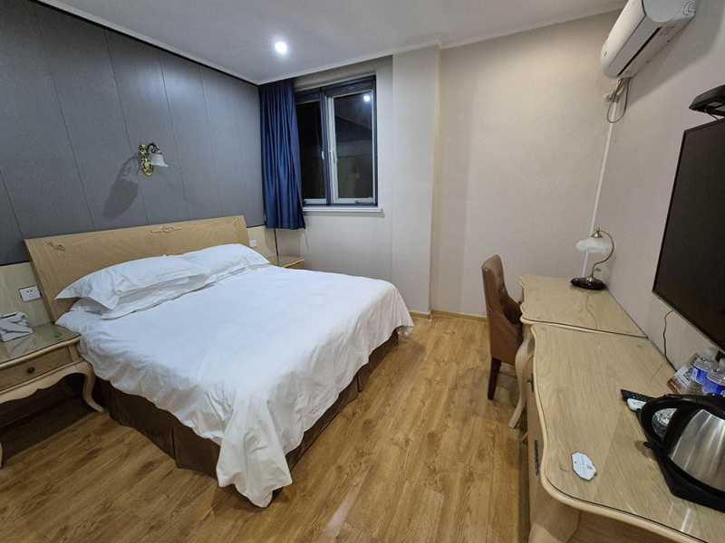 «Элосси» в очаровании Поднебесной. Октябрь 2025.