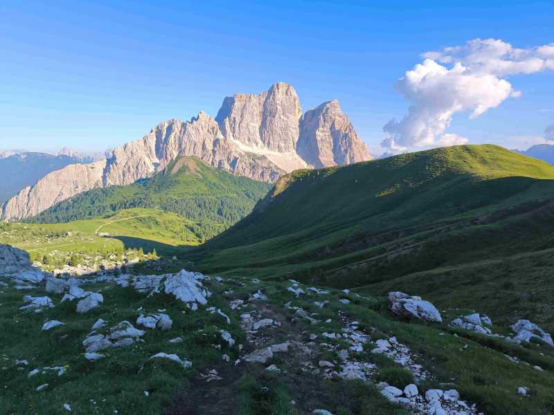 Триста горных километров и три оперы