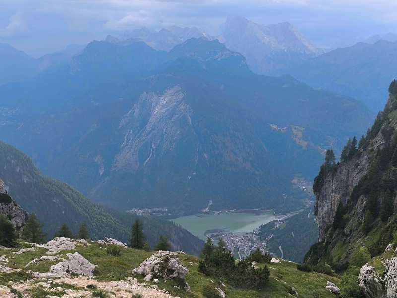 Триста горных километров и три оперы