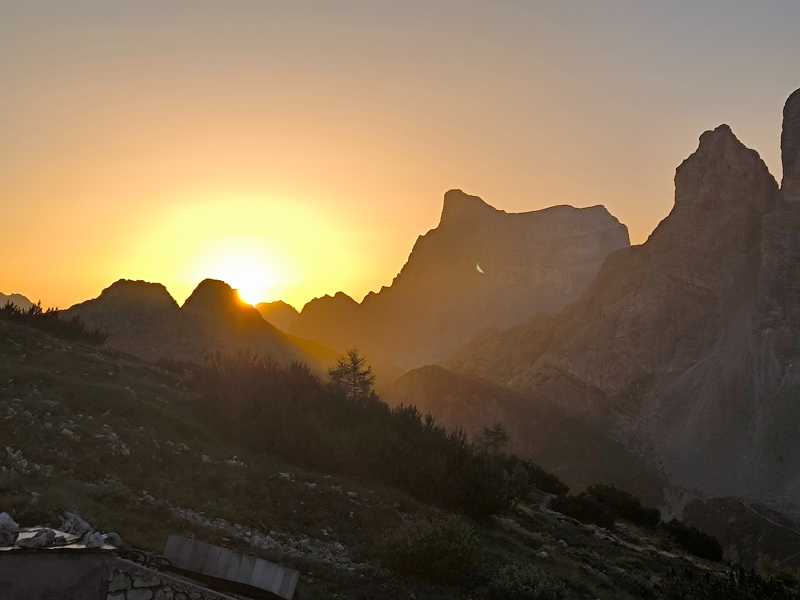 Триста горных километров и три оперы