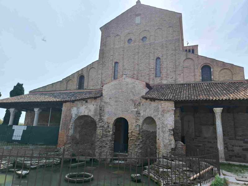 Триста горных километров и три оперы