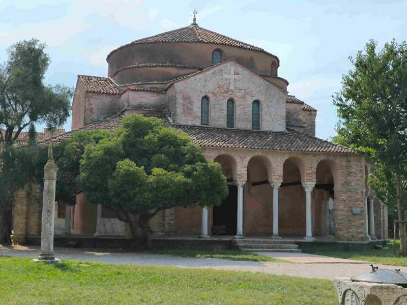 Триста горных километров и три оперы