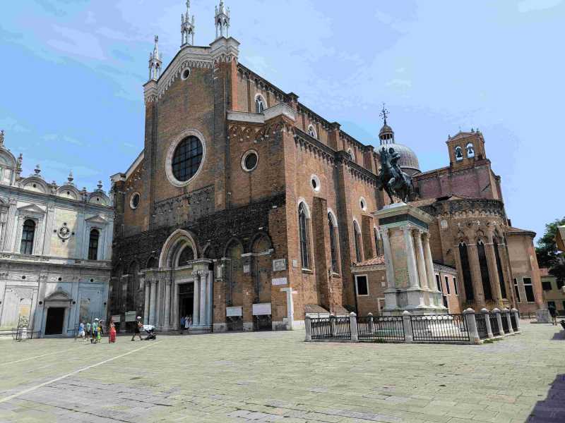 Триста горных километров и три оперы