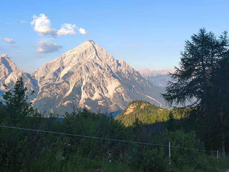 Триста горных километров и три оперы