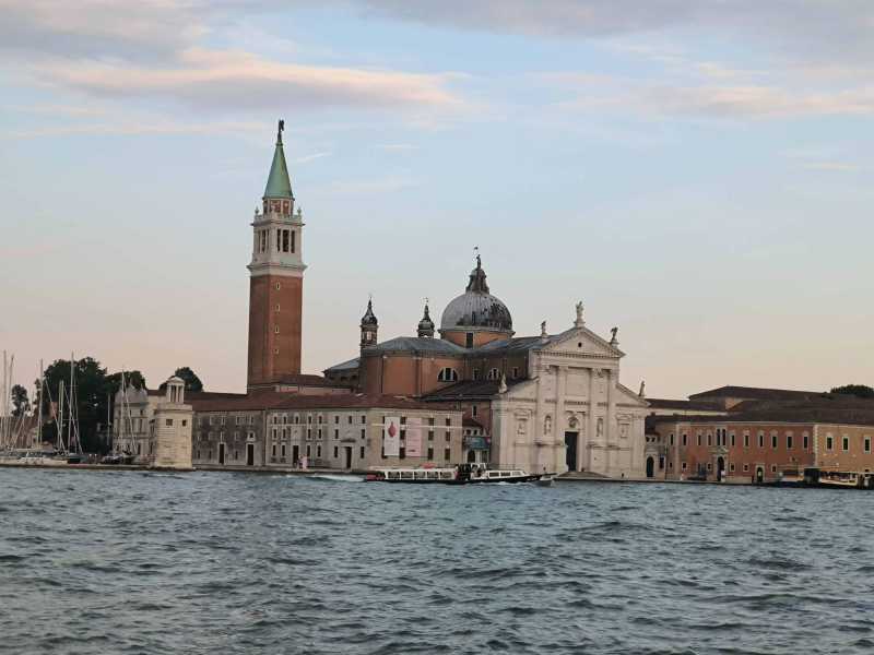 Триста горных километров и три оперы