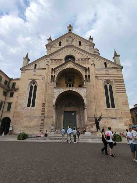 Триста горных километров и три оперы