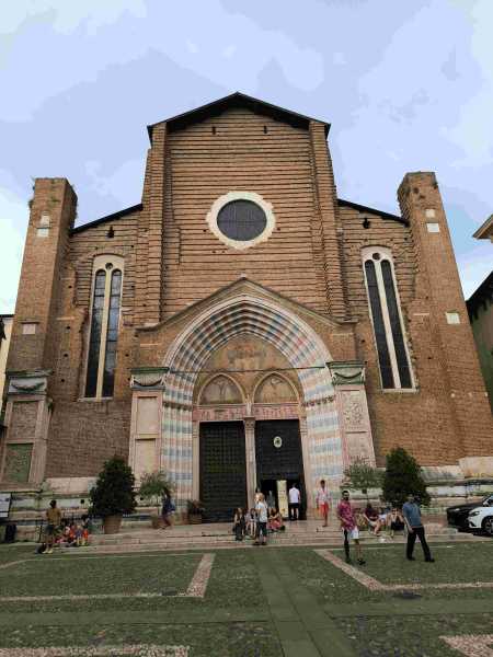 Триста горных километров и три оперы