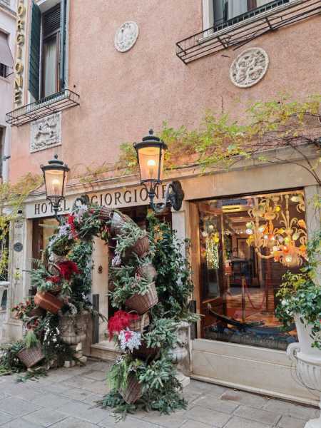 Декабрьская Венеция и новогодний подарок всем читателям прямо из сердца лагуны