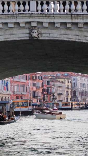 Декабрьская Венеция и новогодний подарок всем читателям прямо из сердца лагуны