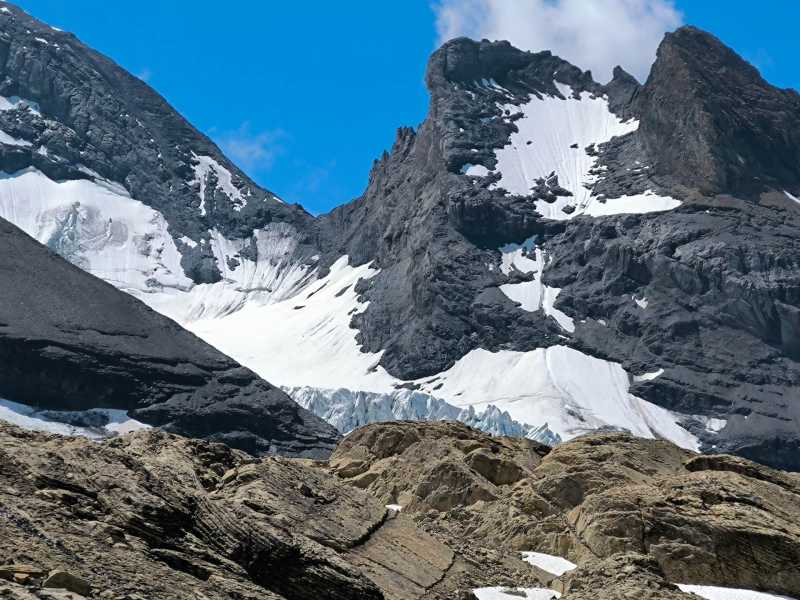 Триста горных километров и три оперы