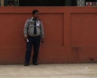 Люди в форме  (фото)