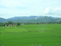 Более 2000 км с юга на север по Вьетнаму.