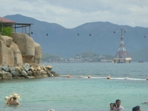 Более 2000 км с юга на север по Вьетнаму.