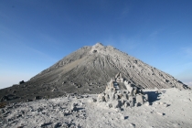 Кракатау или Мерапи? Что стоит посетить?