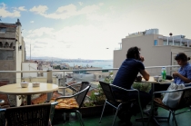 Город контрастов и немного моря (много фото)