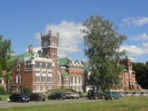 ЮРИНО : Нижегородская область, в Юрино есть замок ЮРИНО : Нижегородская область, в Юрино есть замок