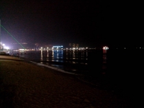 Жадность,океан,еда,массаж,джунгли.