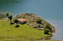 covadonga lakes