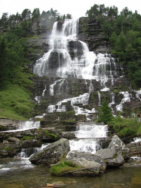 В сказке серо-сине-бело-зелёного цвета. Норвегия(Oppland-Sogn-Hordaland) июль-август 2012