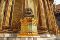 Королевский дворец V