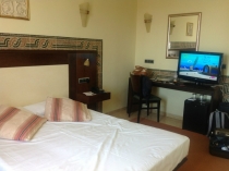 Семейные испанские каникулы с пересадками в Праге