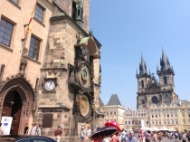 Семейные испанские каникулы с пересадками в Праге
