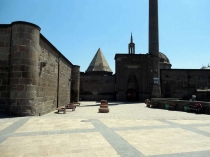 Каппадокия. 50 лет на воздушном шаре.