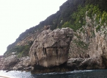 Скалы, гроты Капри лодка