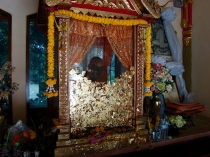 Храм с телом мумифицированного монаха на Самуи.