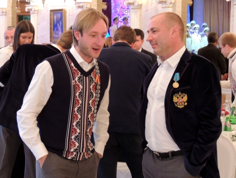 Крутые Парни и Девчата! (Встреча Победителей. Министр обороны поздравляет Олимпийцев)