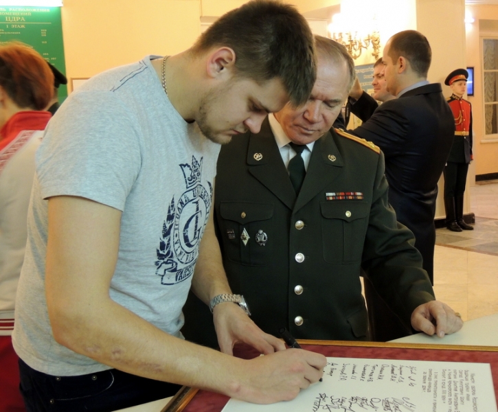 Крутые Парни и Девчата! (Встреча Победителей. Министр обороны поздравляет Олимпийцев)