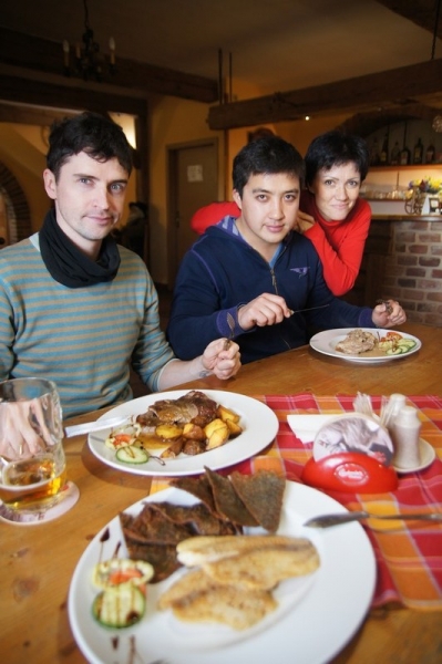 Автопутешествие сахалинцев: Москва-Беларусь-Польша-Чехия-Австрия и обратно.Дек '13-янв '14